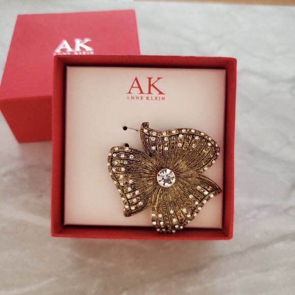 ✨ NEW Vintage 1990s 90s Anne Klein Rhinestones Crystal Pave Flower Brooch Pin ✨ - Picture 1 of 10